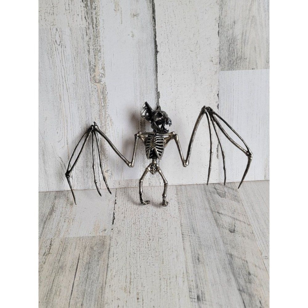 Crazy bonez metallic hanging‎ bat prop decor Halloween scary